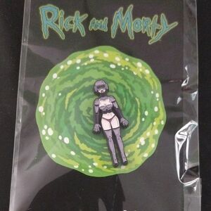 Rick And Morty Pin Gwendolyn Robot